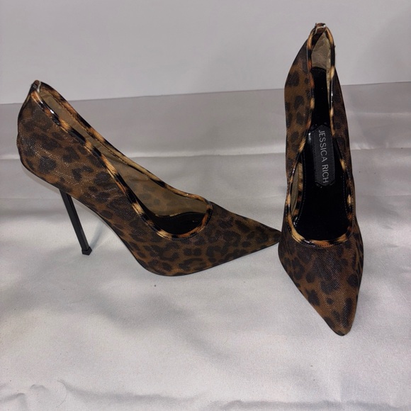 Jessica Rich Mesh Leopard  Pointed Toe Stiletto Heel Size 8.  NWOB - Picture 2 of 5
